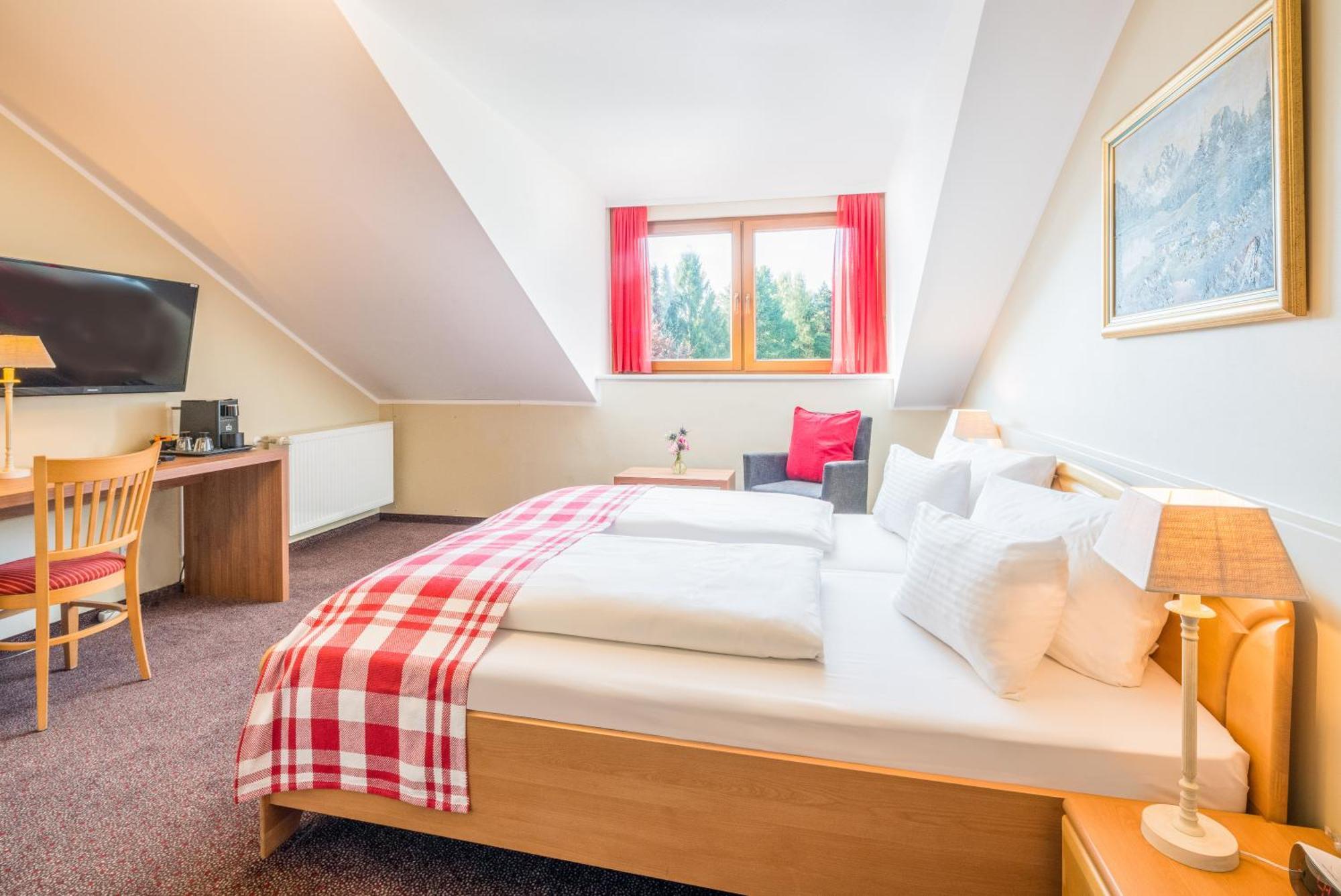 Best Western Hotel Brunnenhof Вайберсбрунн Экстерьер фото