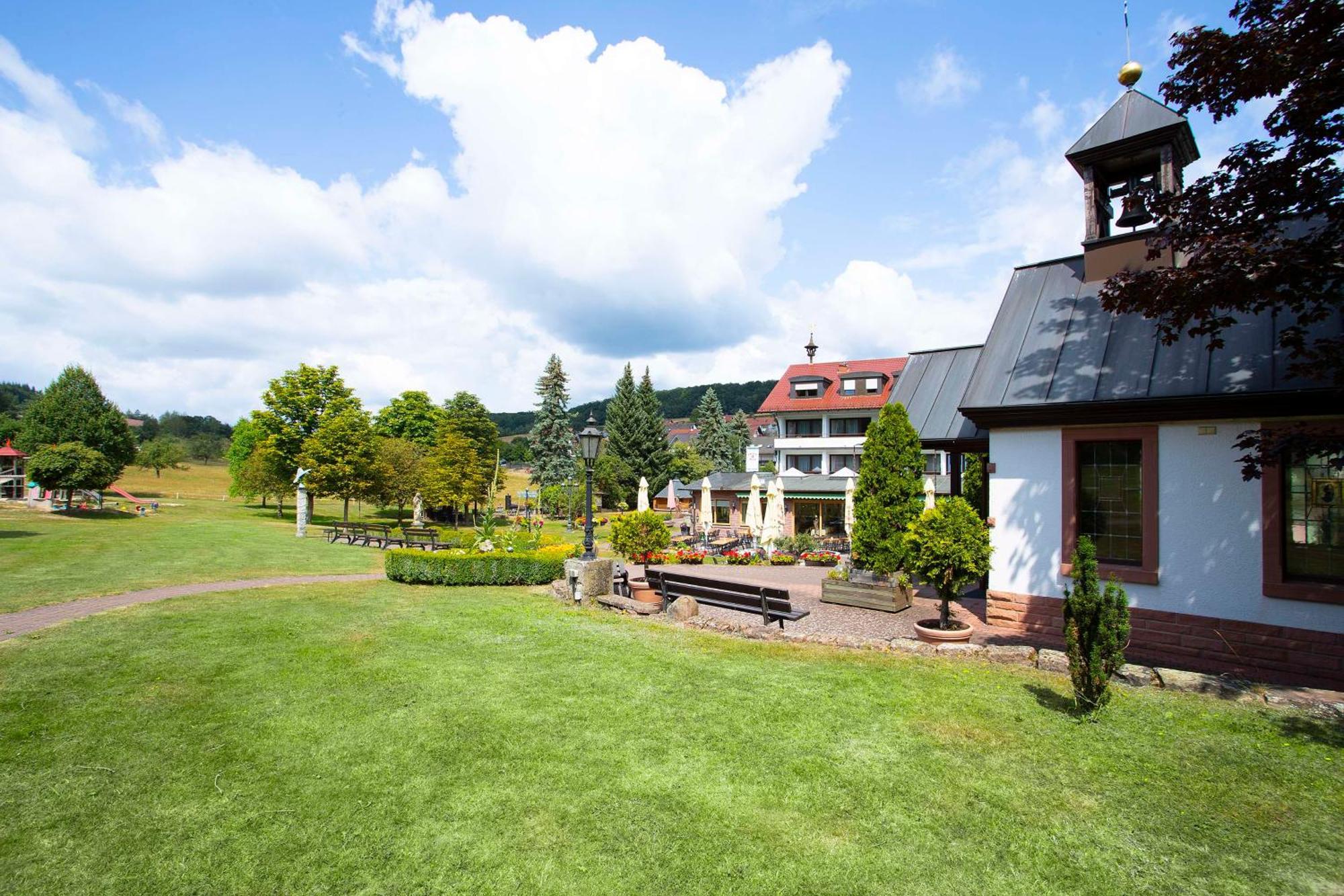Best Western Hotel Brunnenhof Вайберсбрунн Экстерьер фото